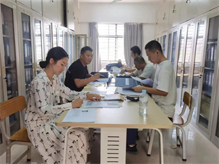 cf1510cf0ade4fcdbe7c739103b589f8.jpg cf1510cf0ade4fcdbe7c739103b589f8.jpg